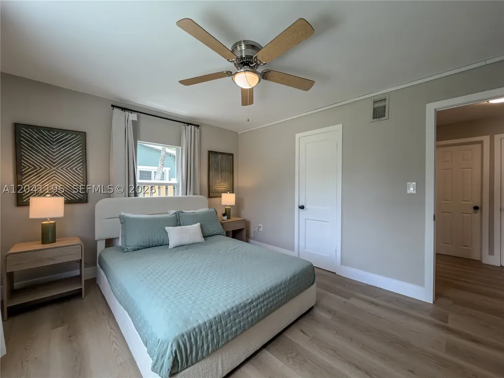 1813 SW 10th Street Fort Lauderdale FL 33312