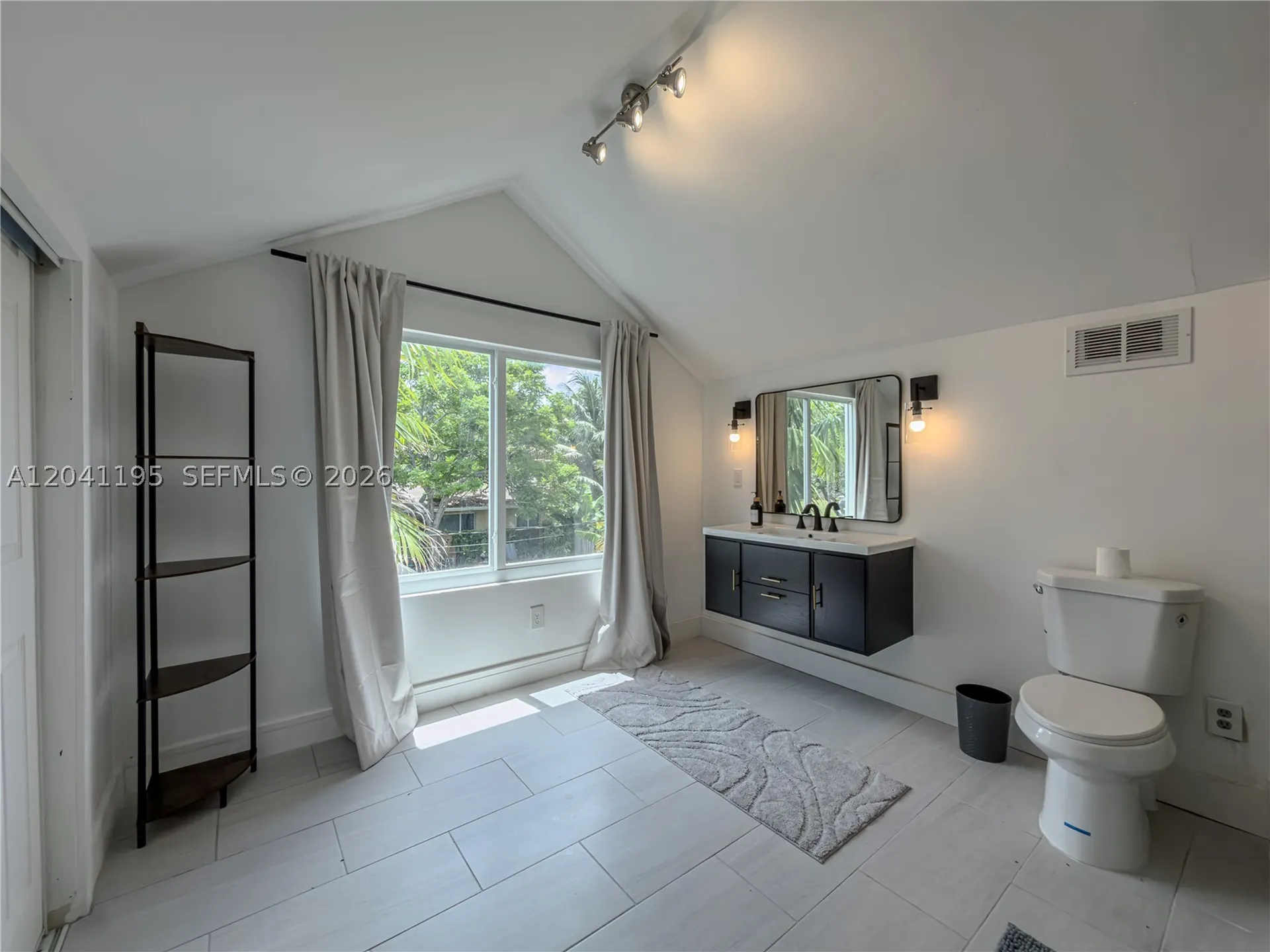 1813 SW 10th Street Fort Lauderdale FL 33312