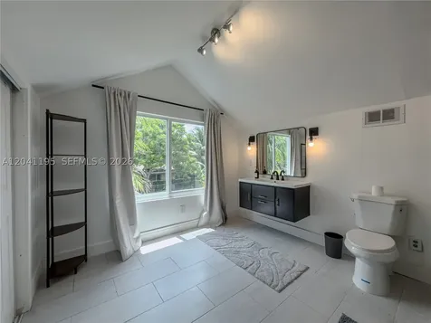 1813 SW 10th Street Fort Lauderdale FL 33312
