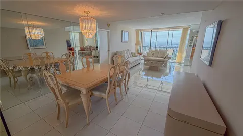 20335 W Country Club Drive Aventura FL 33180