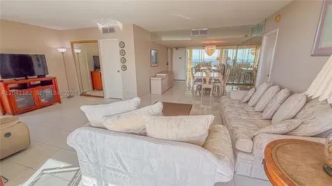 20335 W Country Club Drive Aventura FL 33180