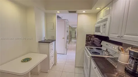 20335 W Country Club Drive Aventura FL 33180