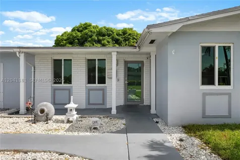 8981 SW 127th Terrace Miami FL 33176