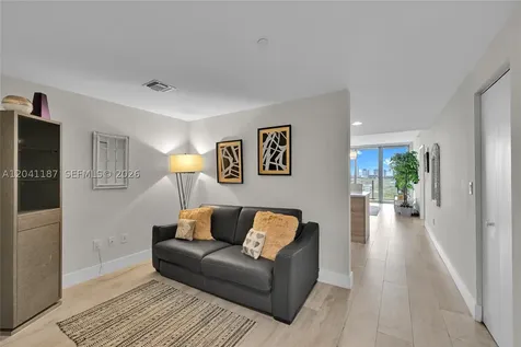 16385 Biscayne Boulevard North Miami Beach FL 33160