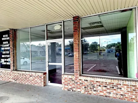 10696 Lem Turner Road Jacksonville FL 32218