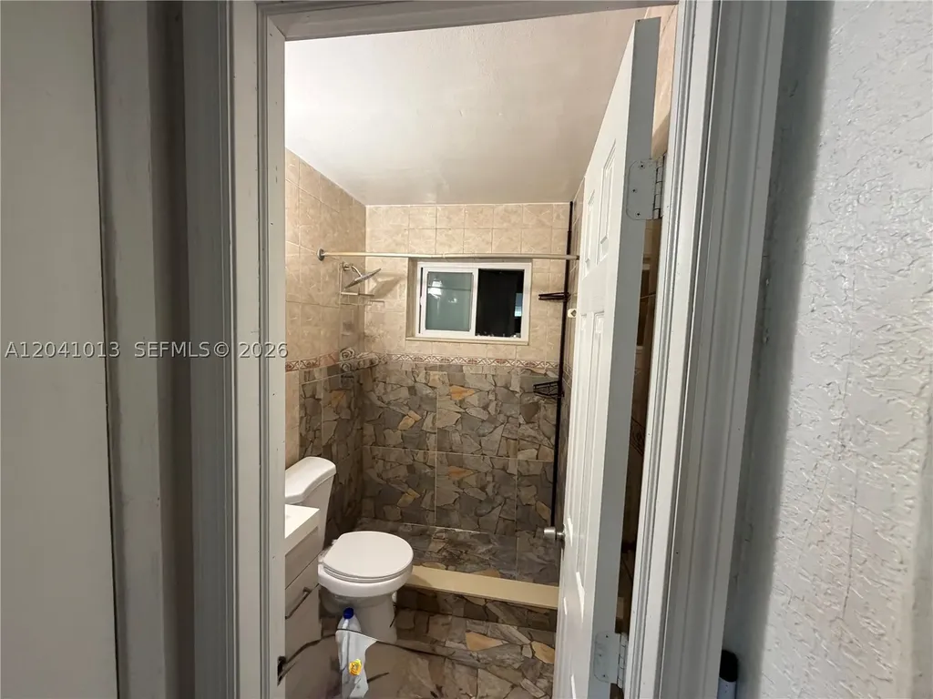 2300 SW 43rd Avenue Fort Lauderdale FL 33317