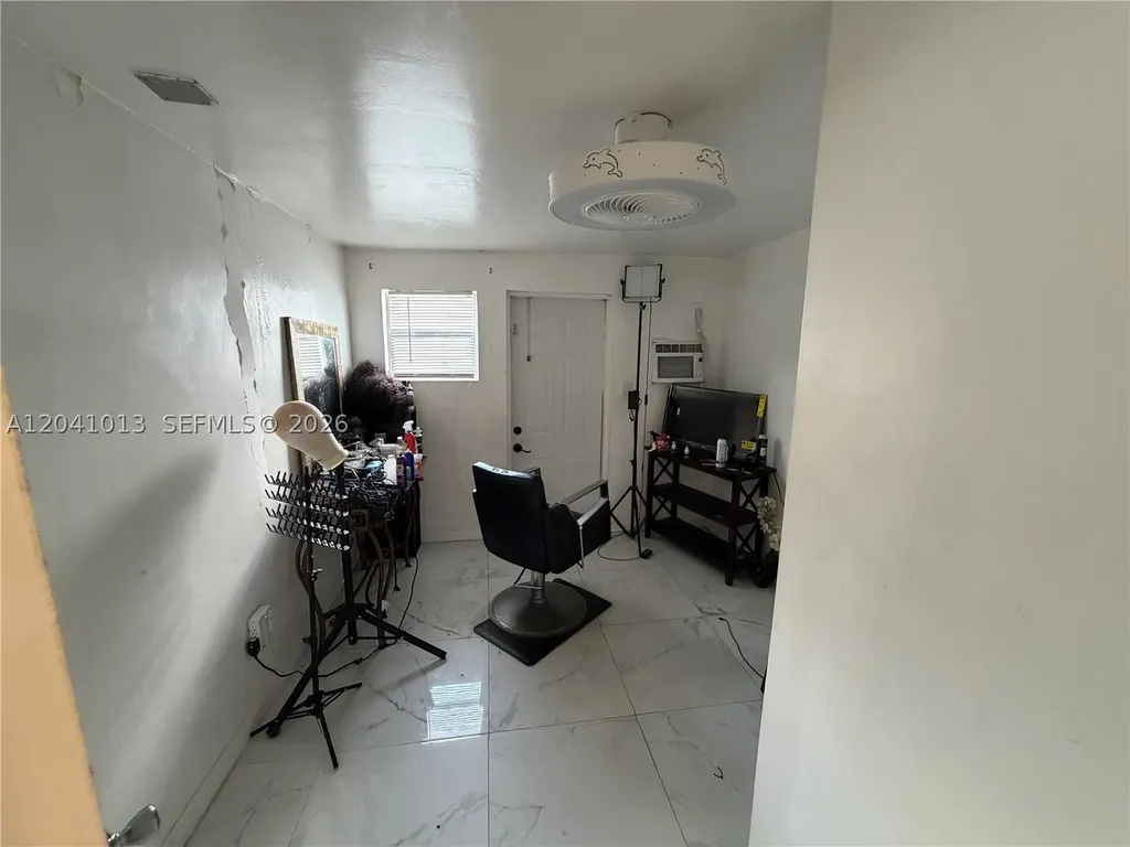 2300 SW 43rd Avenue Fort Lauderdale FL 33317
