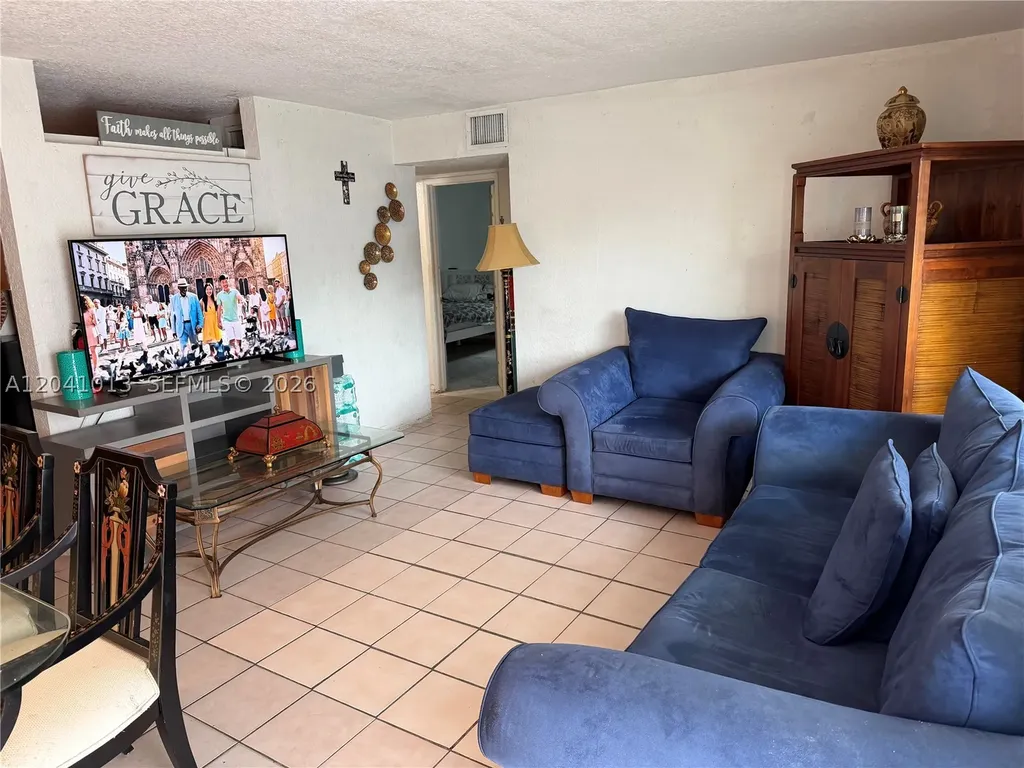 2300 SW 43rd Avenue Fort Lauderdale FL 33317