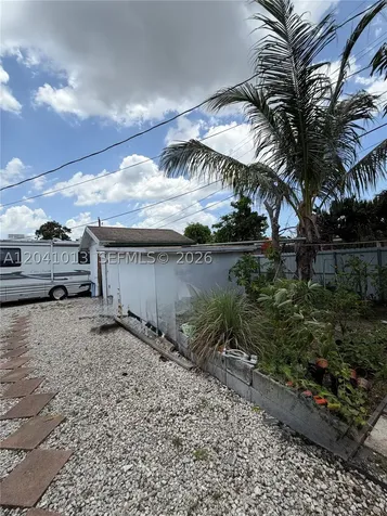 2300 SW 43rd Avenue Fort Lauderdale FL 33317