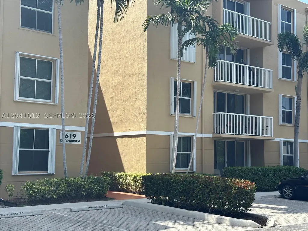 619 E Sheridan Street Dania Beach FL 33004
