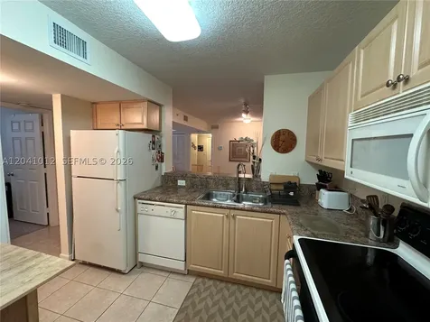619 E Sheridan Street Dania Beach FL 33004