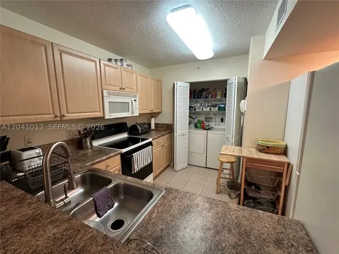 619 E Sheridan Street Dania Beach FL 33004