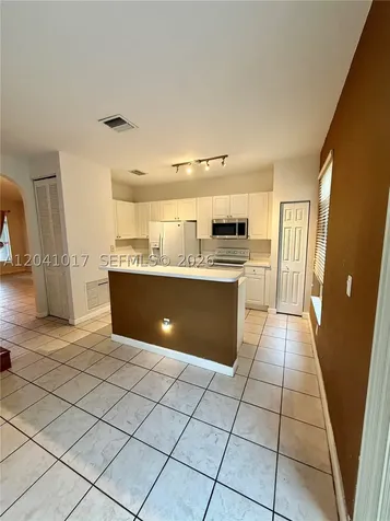 5770 NW 113th Place Doral FL 33178