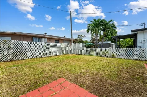 11941 SW 4th Street Miami FL 33184
