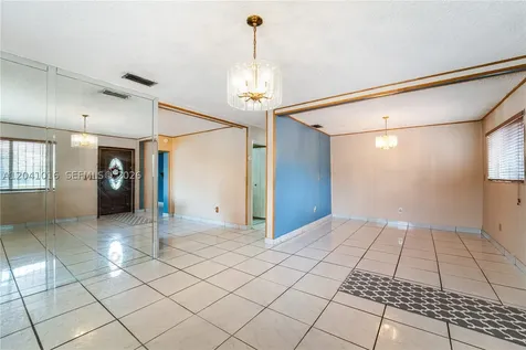 11941 SW 4th Street Miami FL 33184