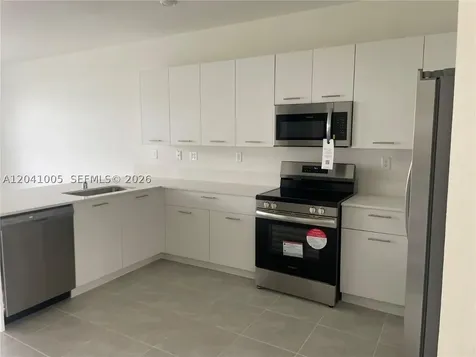 12612 NW 22nd Place Miami FL 33167