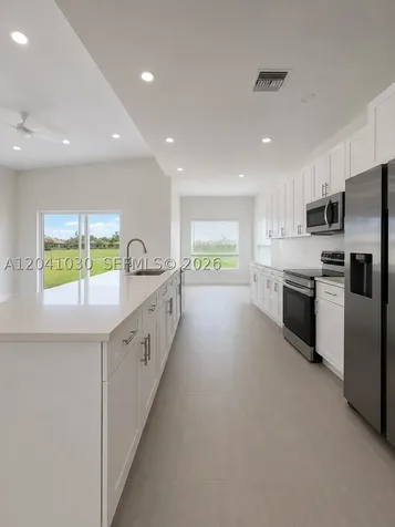536 Lincoln Lake Placid FL 33852