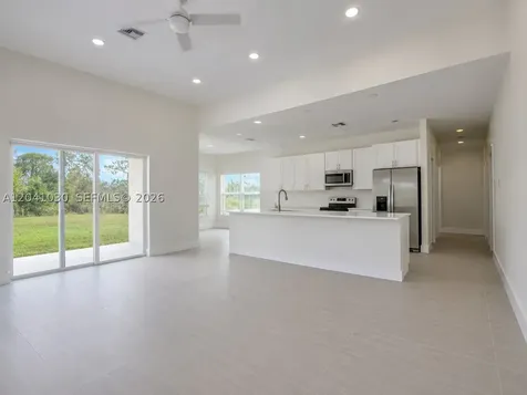 536 Lincoln Lake Placid FL 33852