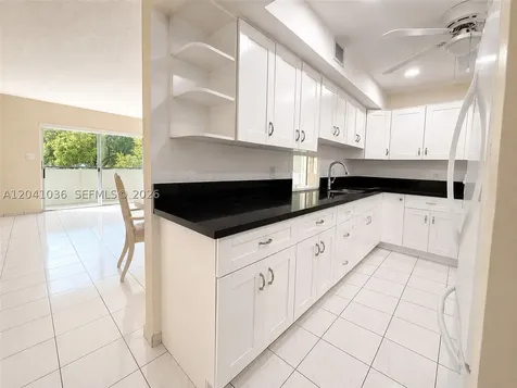 8024 Tatum Waterway Drive Miami Beach FL 33141