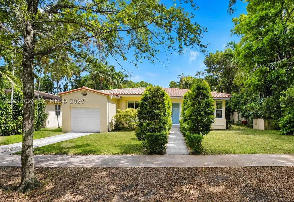 829 Medina Avenue Coral Gables FL 33134