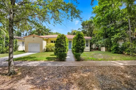 829 Medina Avenue Coral Gables FL 33134