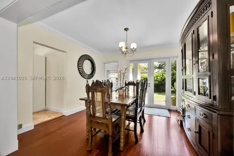 829 Medina Avenue Coral Gables FL 33134