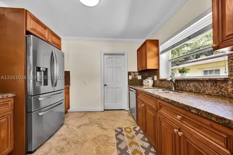 829 Medina Avenue Coral Gables FL 33134