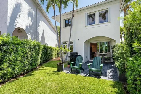 20940 NE 31st Place Aventura FL 33180