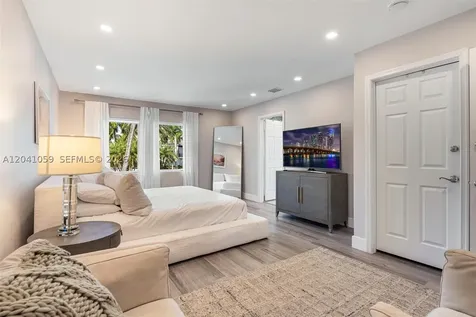 20940 NE 31st Place Aventura FL 33180