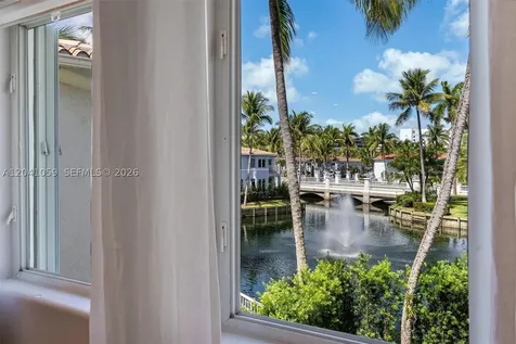 20940 NE 31st Place Aventura FL 33180