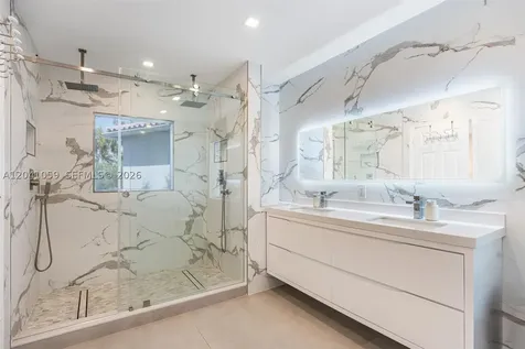 20940 NE 31st Place Aventura FL 33180