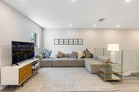 20940 NE 31st Place Aventura FL 33180