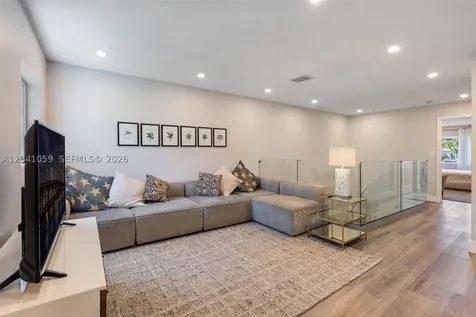 20940 NE 31st Place Aventura FL 33180