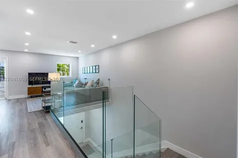20940 NE 31st Place Aventura FL 33180