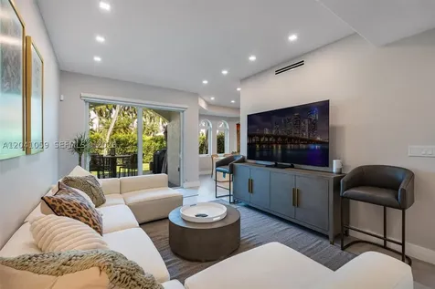 20940 NE 31st Place Aventura FL 33180