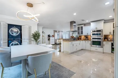 3220 NE 164th Street North Miami Beach FL 33160