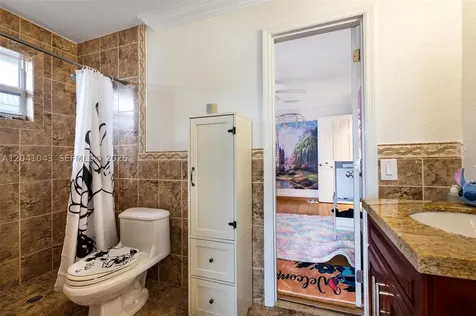 3220 NE 164th Street North Miami Beach FL 33160