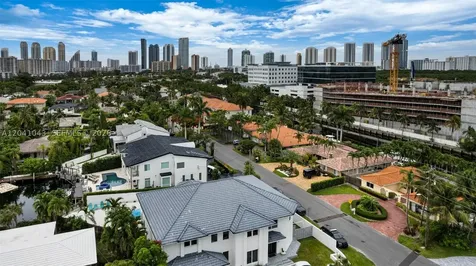 3220 NE 164th Street North Miami Beach FL 33160