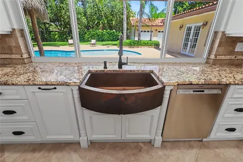 15144 SW 72nd Court Palmetto Bay FL 33158