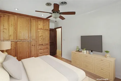 15144 SW 72nd Court Palmetto Bay FL 33158