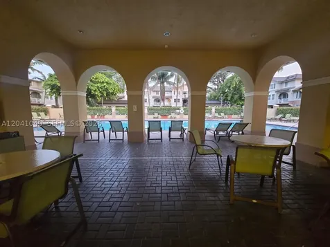 8936 W Flagler Street Miami FL 33174