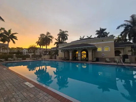 8936 W Flagler Street Miami FL 33174