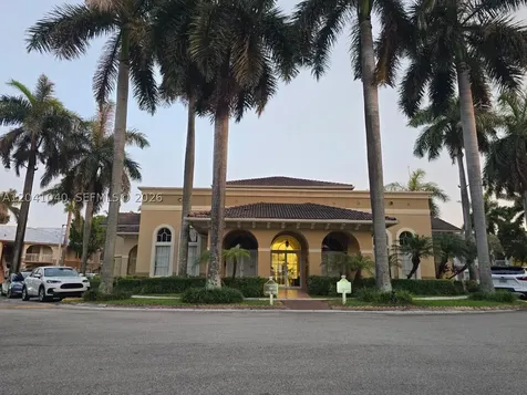 8936 W Flagler Street Miami FL 33174