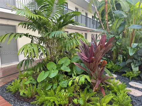 3242 Mary Street Miami FL 33133