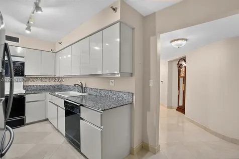 5757 Collins Avenue Miami Beach FL 33140