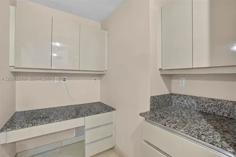 5757 Collins Avenue Miami Beach FL 33140