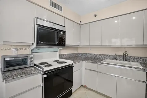 5757 Collins Avenue Miami Beach FL 33140