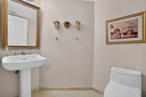 5757 Collins Avenue Miami Beach FL 33140