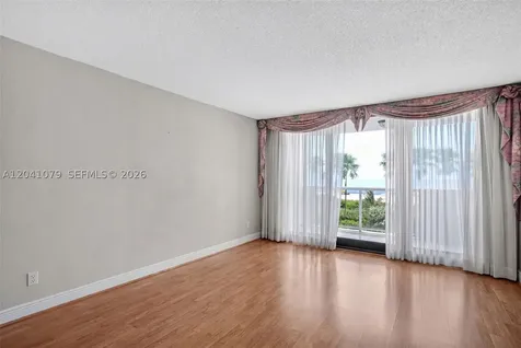 5757 Collins Avenue Miami Beach FL 33140