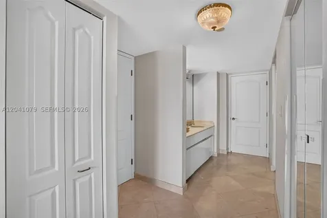 5757 Collins Avenue Miami Beach FL 33140
